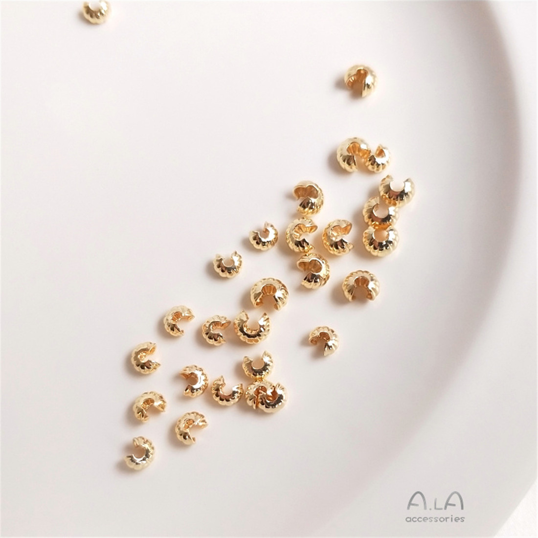 14K True Gold Pompoen Patroon  - Half Moon Crescent recensie en prijs